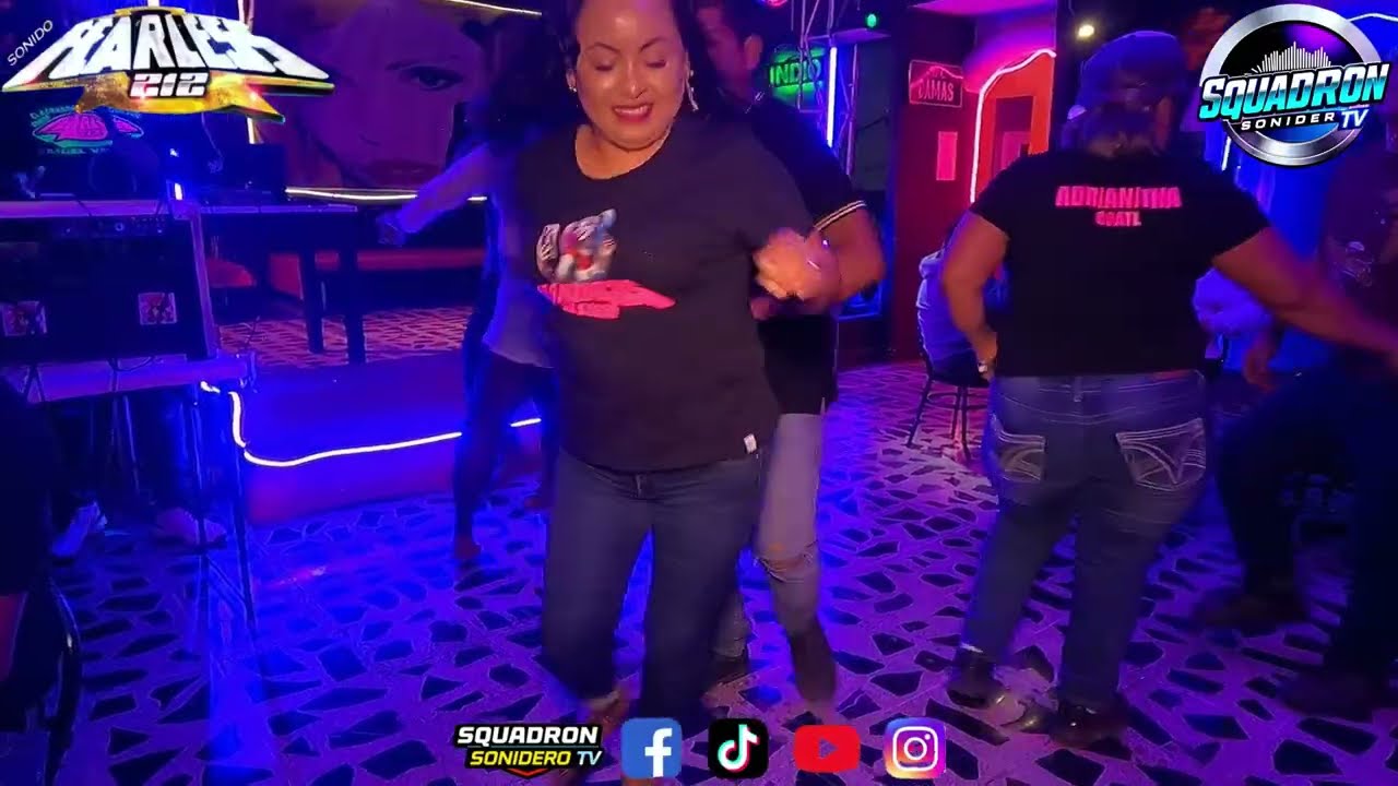 "Cumbia EEE" con el 🔊 SONIDO FEARLESS 212 poniendo el ambiente 🔥