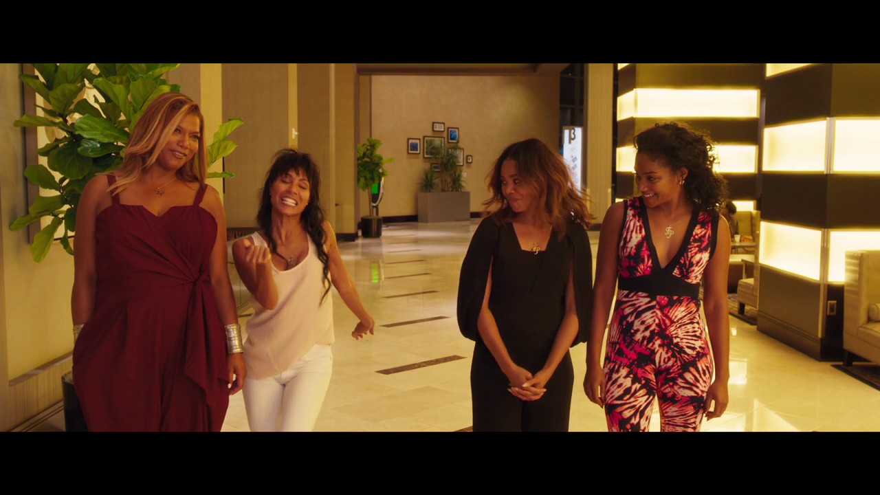 Girls Trip clip - Lisa meets Malik in the hotel lobby