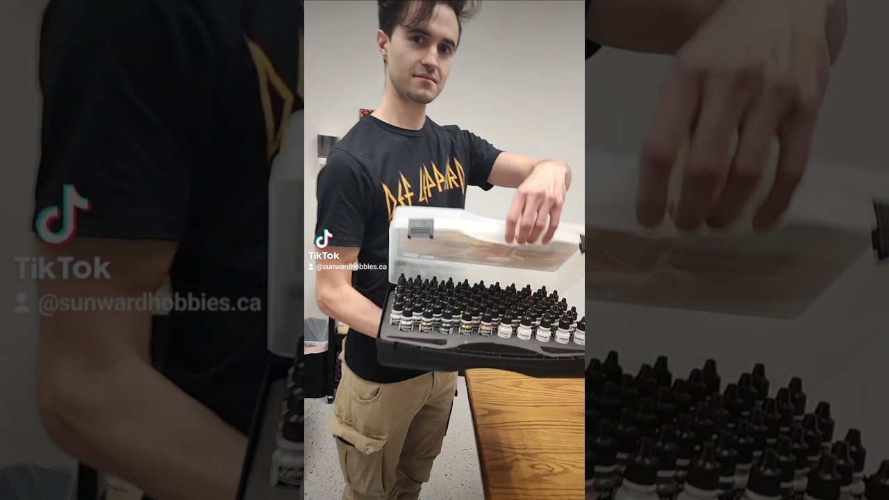 David shows off the new Vallejo model color basic case. The set contains 80 model color paints!