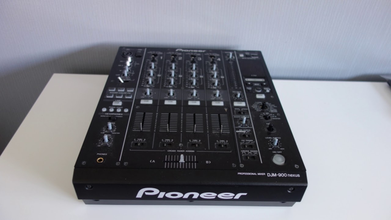Pioneer DJM900 Nexus (removing faceplate)