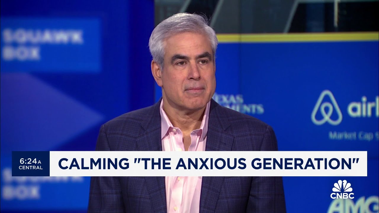 Kids need to play in the real world, not on their phones: NYU professor Jonathan Haidt