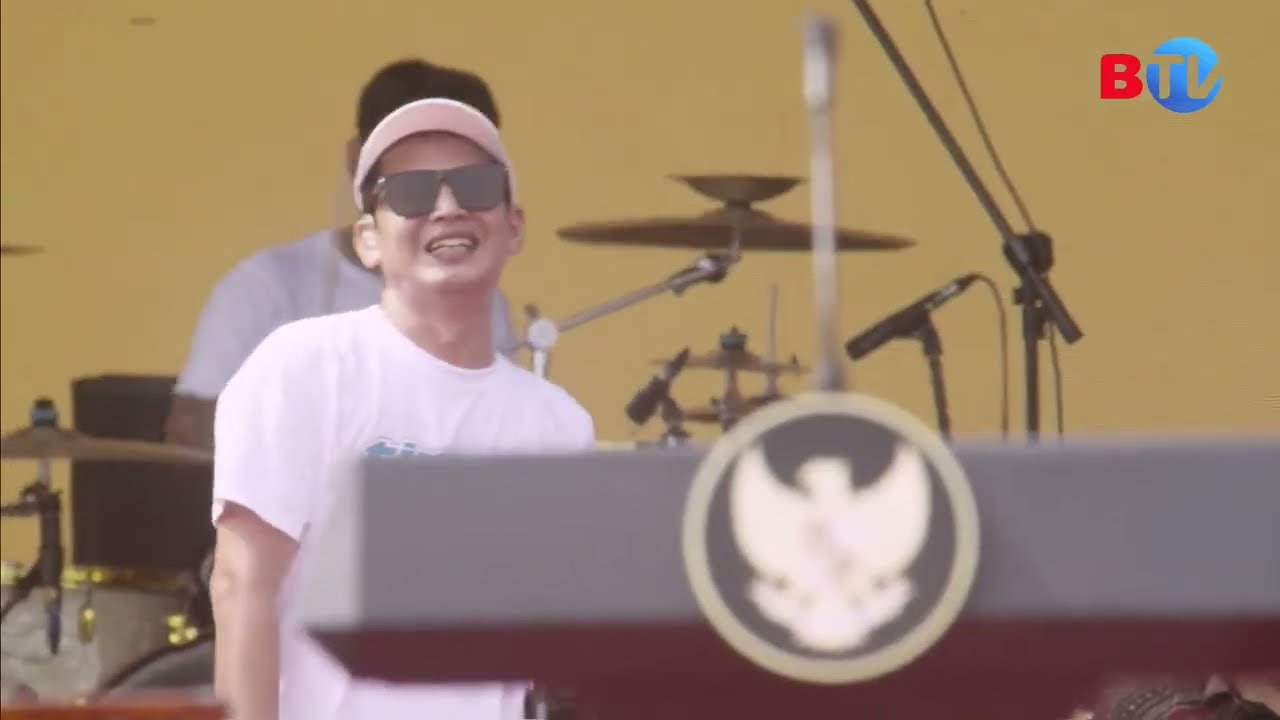Band Tipe-X Semarakkan Hari Buruh di Monas | Beritasatu