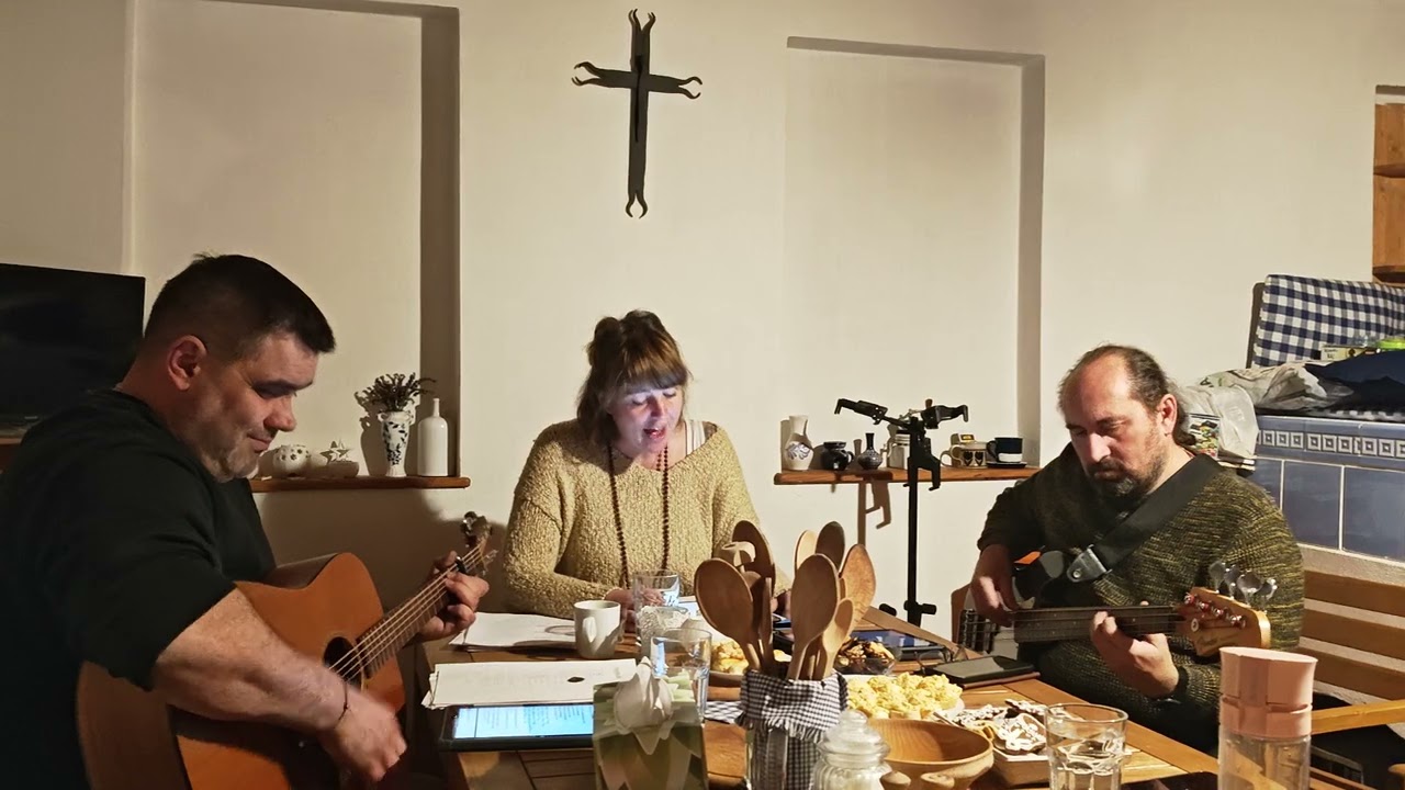 Přejdi Jordán - (zpěv: Radka Barvínková, hudební doprovod HoRa & spol.)