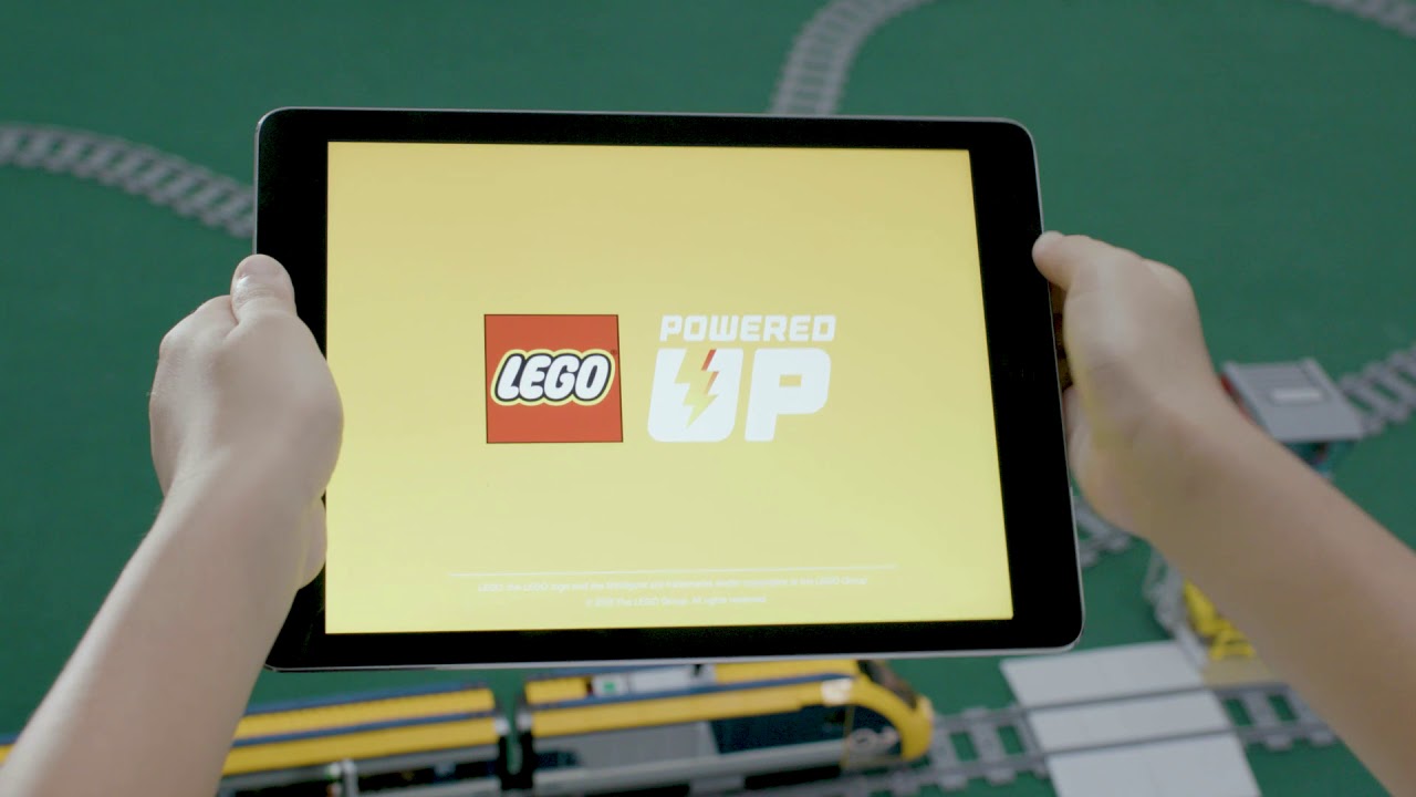 LEGO City - Passenger Train - 60197 - Unboxing Video