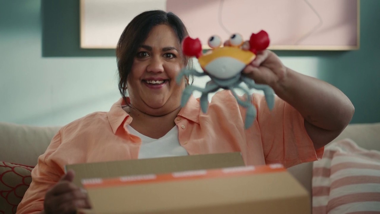 Amazon Australia commercial with comedian Steph Tisdell 2026