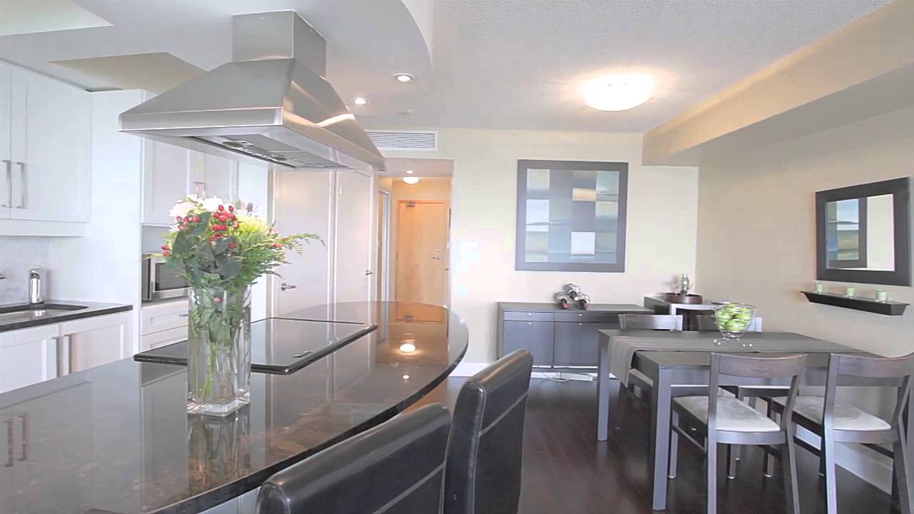550 Queens Quay West | 2 Bedroom, Lakeview Condo For Sale | Toronto