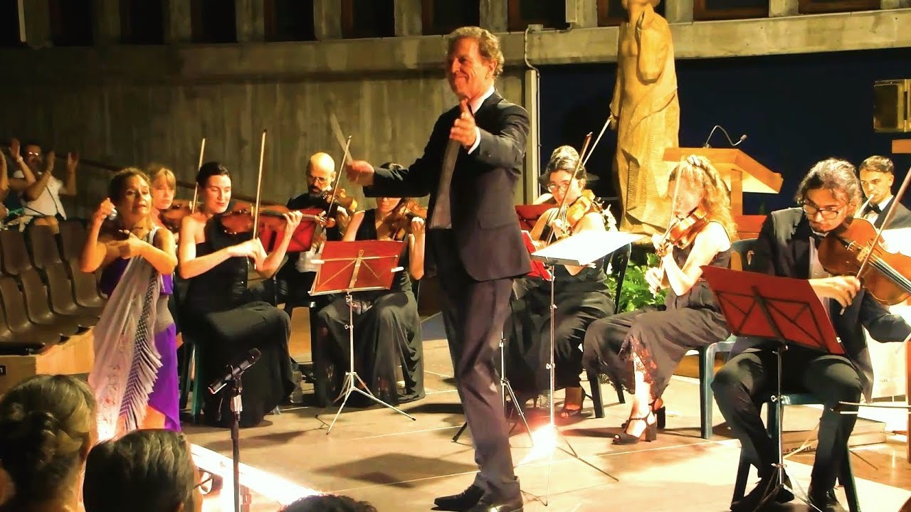 Bizet Les Toreadores - Inma Gonz&aacute;lez casta&ntilde;uelas - Festival Chamber Orchestra of Europe, Horst Sohm