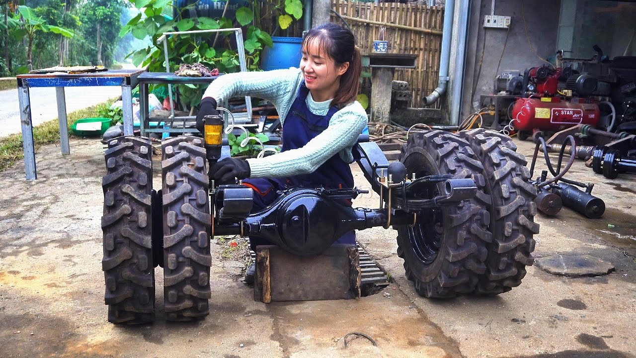Restoring a 3000 kg tricycle from old spare parts. Part 1 restores the twin tire rear axle