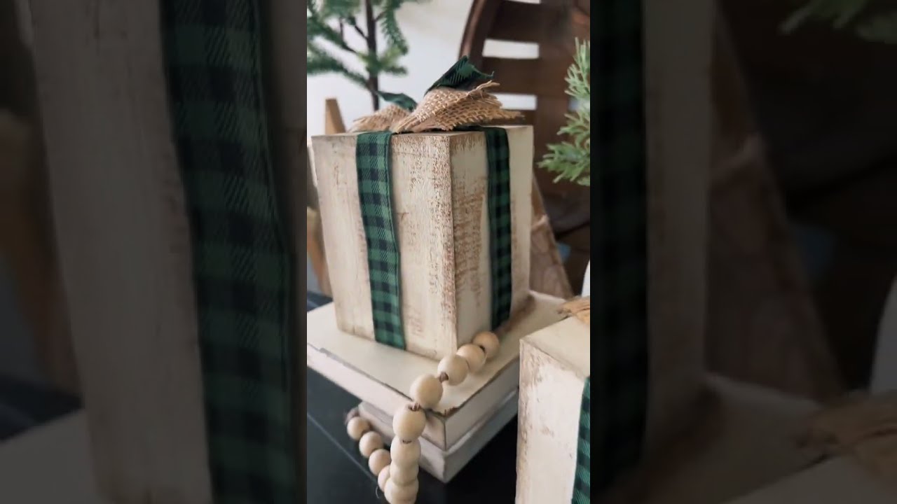 How to Make Wooden Christmas Presents in Just 30 Seconds!