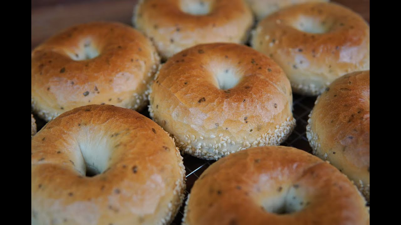 太上头了！这「花椒叶贝果」是谁研究的啊？！🌿 满嘴清香，越嚼越上头！