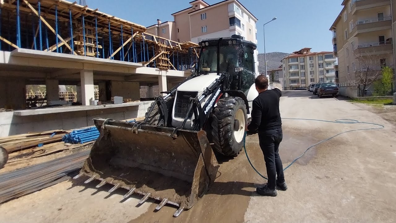 BUGÜN HİDROMEK YİKADIK #hidromek #yıkama #maestro #makine #jcb #cat #keşfet #komatsu #love #video