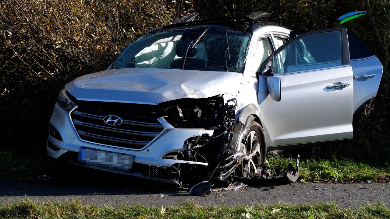 Fünf Verletzte nach schwerem Unfall in Hatshausen
