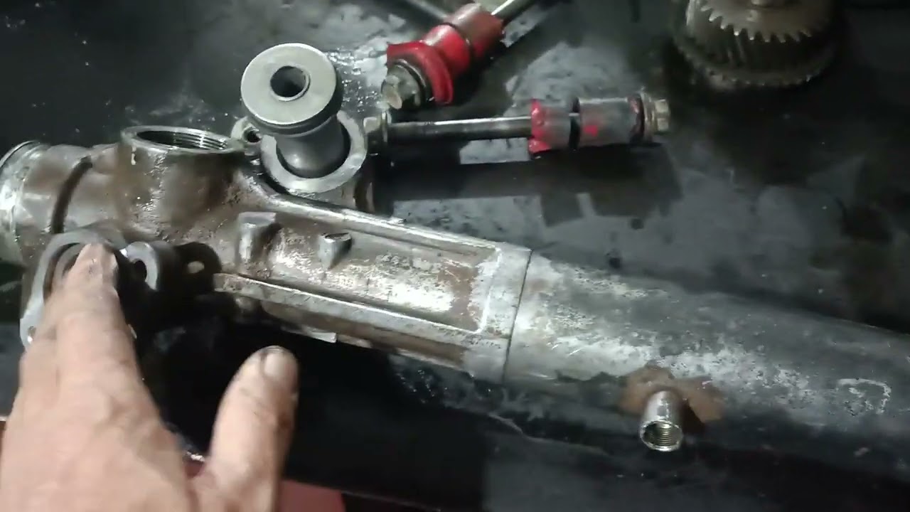 trocando as buchas da caixa de direção da Hilux 2005 a 2015