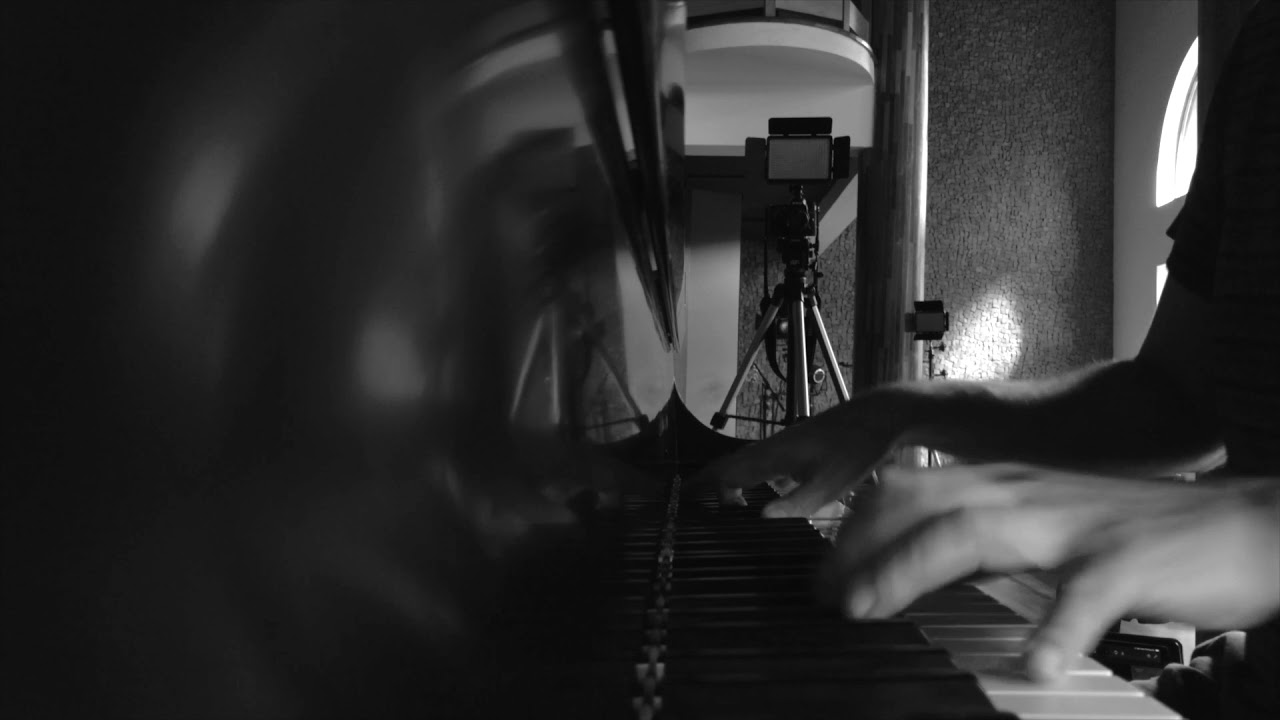oblivion - astor piazzola por andré mehmari / piano solo