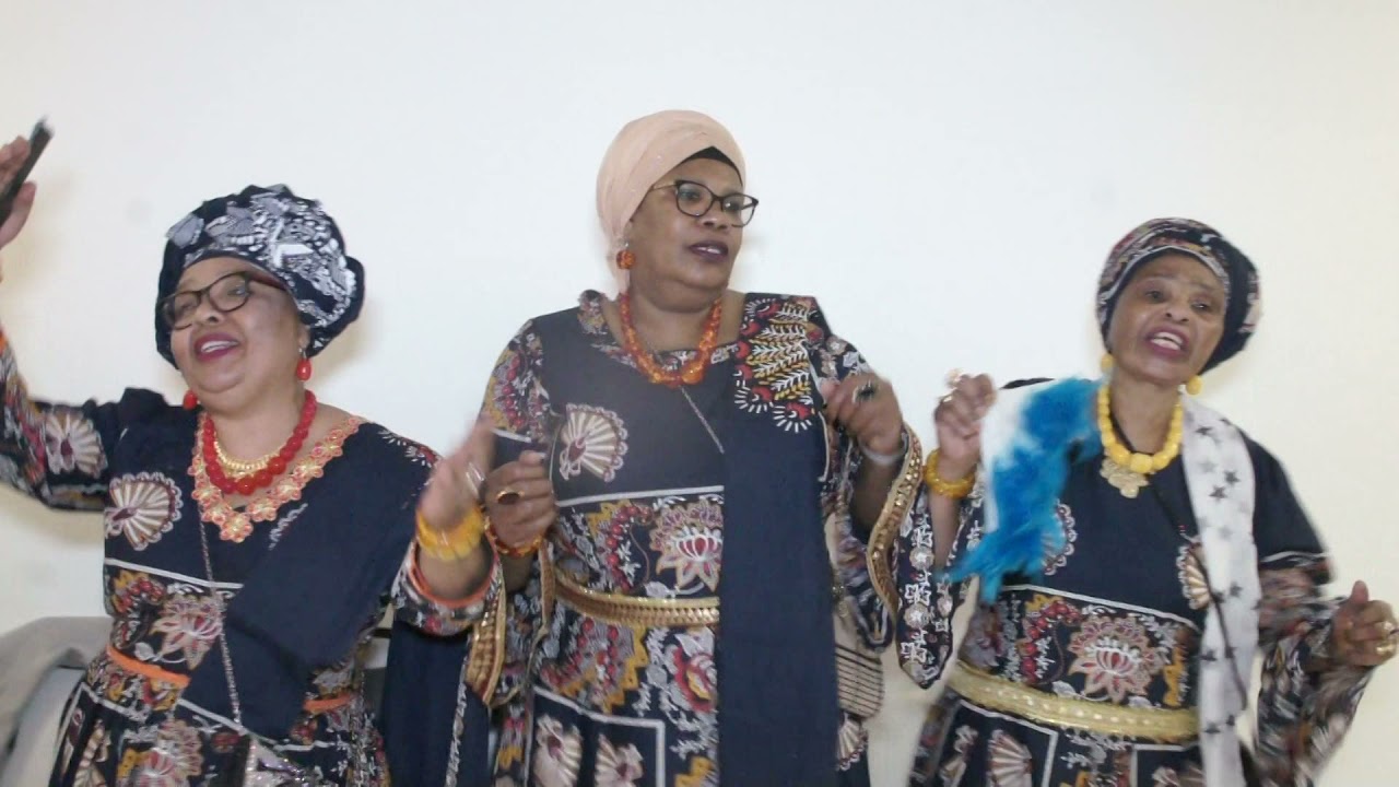 SAMBOUSSA DE MAMAN ANIYA SALIM  MOIDJA PARIS  1er