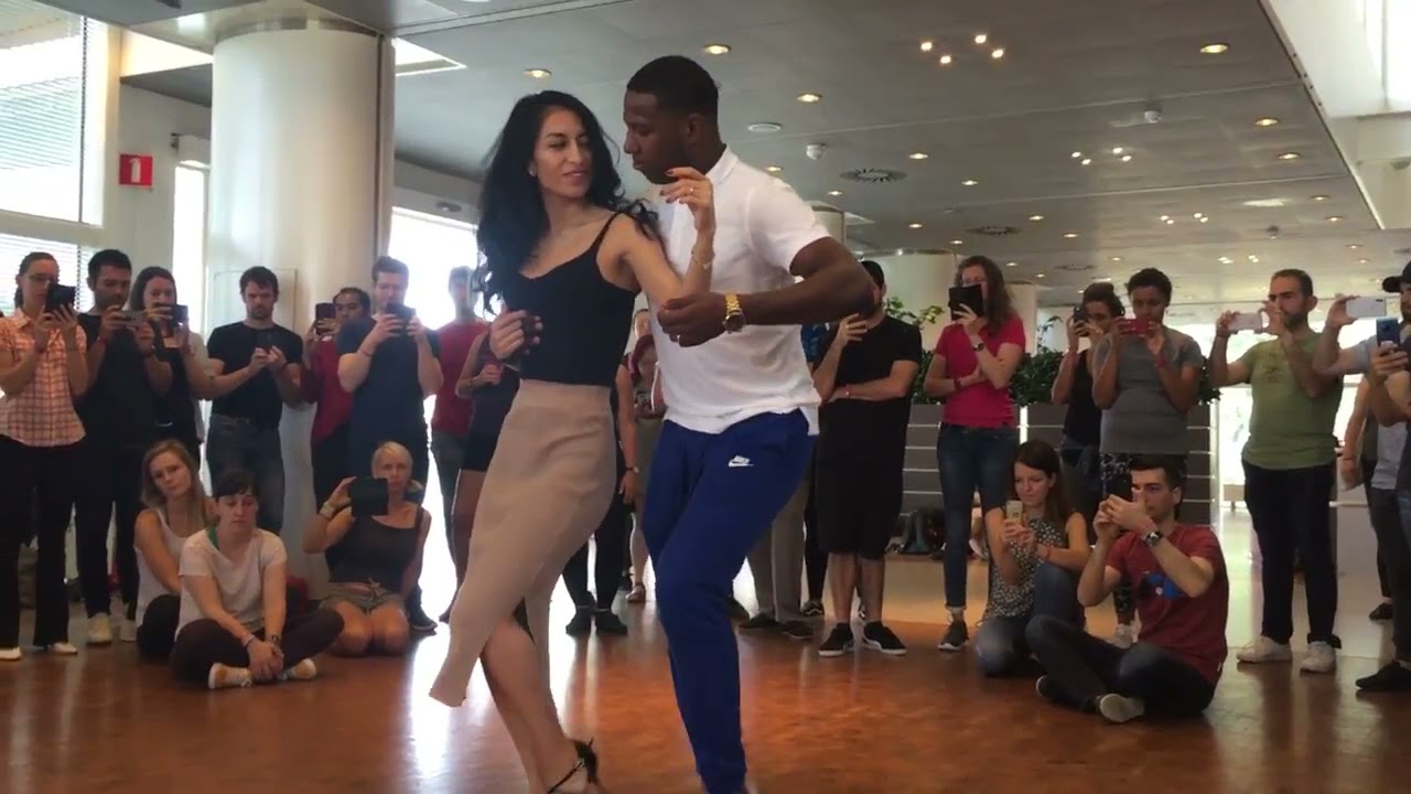Dw&eacute; & Gaby dancing Urban Kiz