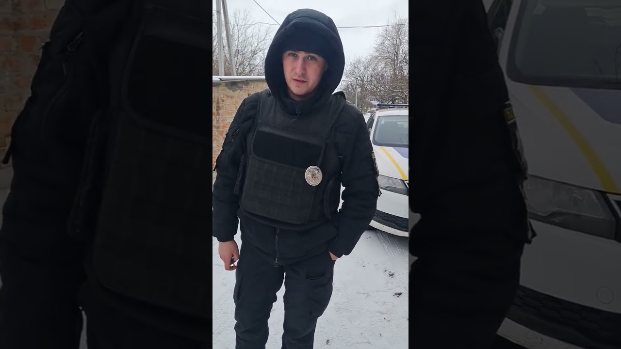 Це що творится?! Поліція розводить людину без пояснень