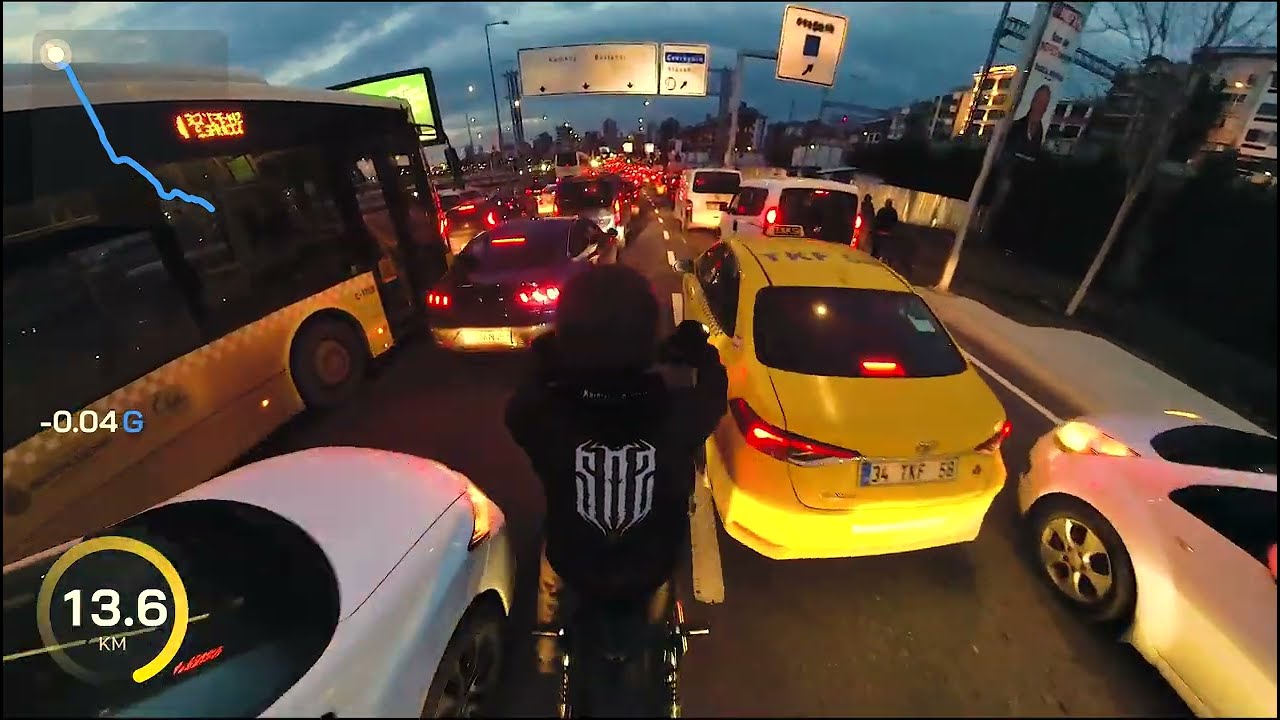 Motosikletle İstanbul Trafiği | GTA Tarzı Kamera | HARLEY DAVIDSON IRON 883