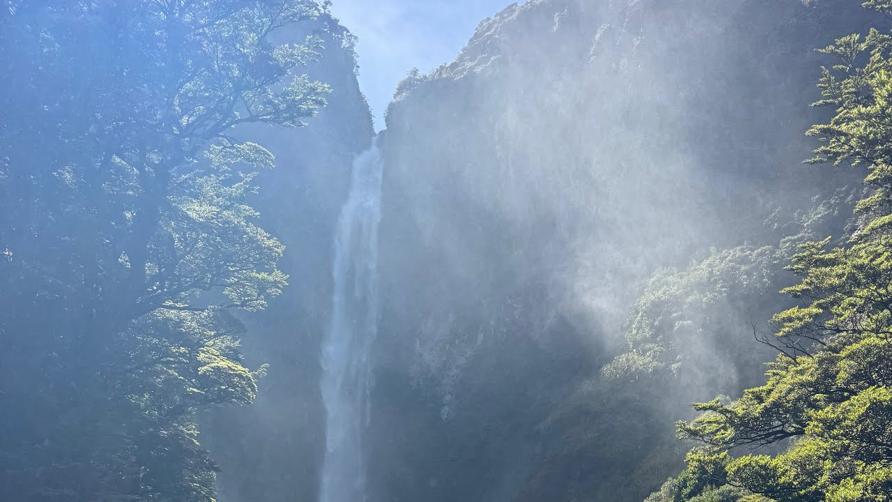 Devil punch bowl waterfall New Zealand #fyp #viral 