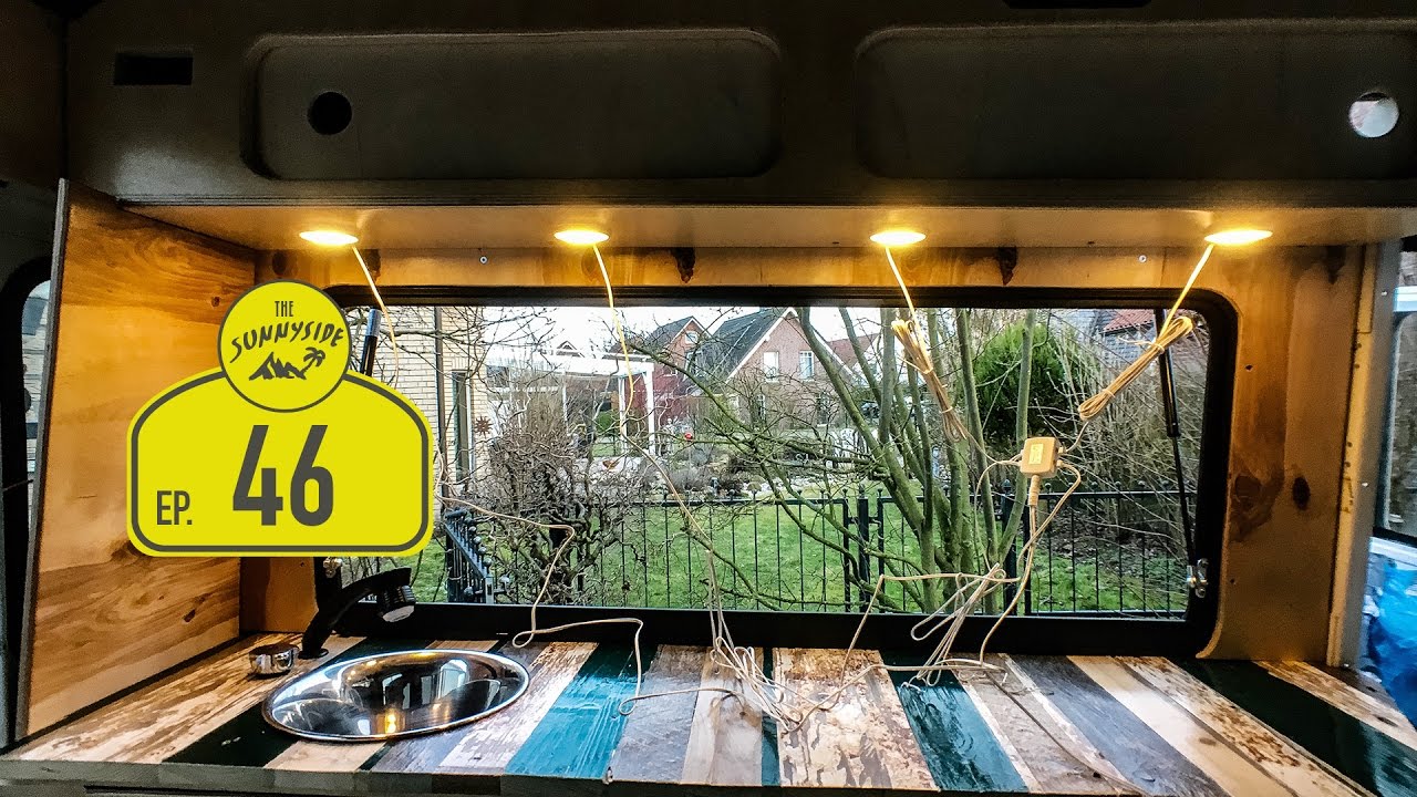 Innenverkleidung und Innenbeleuchtung im Defender | Licht | Camper Wohnmobil selber ausbauen