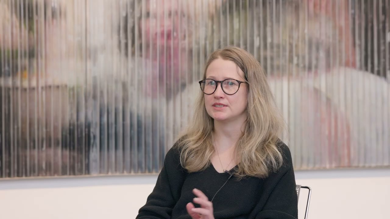 Berit Talpsepp-Jaanisoon haastattelu Galleria Sculptorissa