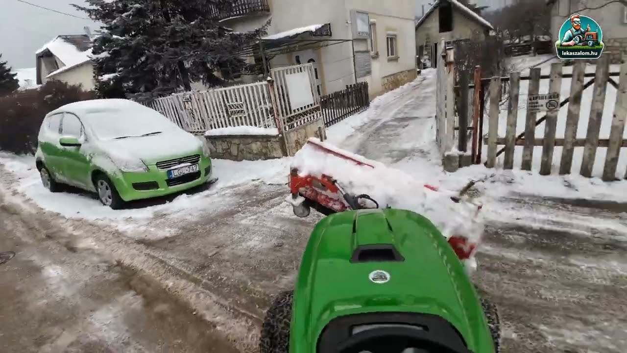 Hókotrás a John Deere x758-al ❄️ 🚜