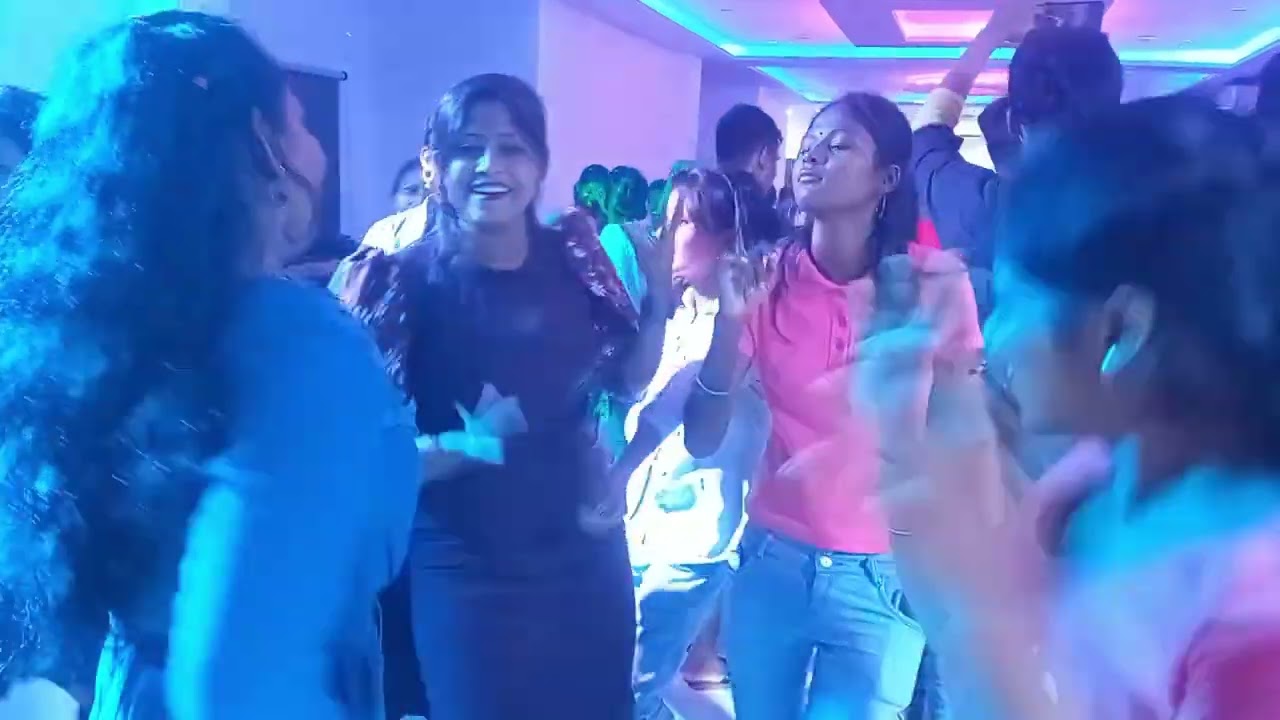 dil botomis song s.v dence