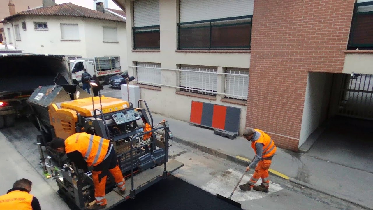 application d'enrob&eacute;s mini finisseur
