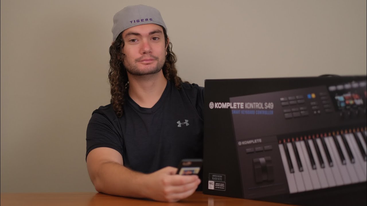 Unboxing - KOMPLETE KONTROL S49 / S61 – Limited Edition BLACK KEYS