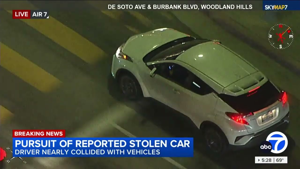 FULL CHASE: LAPD chasing alleged stolen vehicle in Van Nuys
