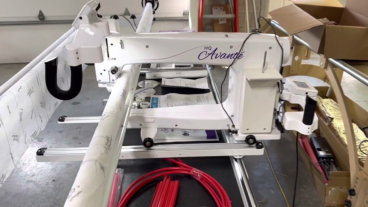 For Sale: Handi Quilter HQ Avante Longarm Quilting Machine with Frame