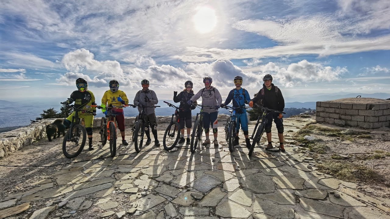 Gravity Freaks is welcoming 2021 with enduro bikes at Parnitha 🚵