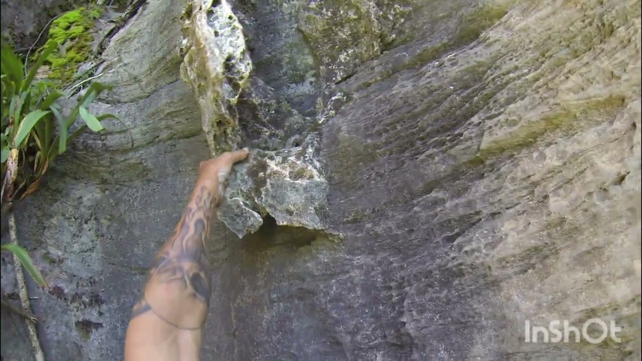 Climbing Serra do Cipó Via 