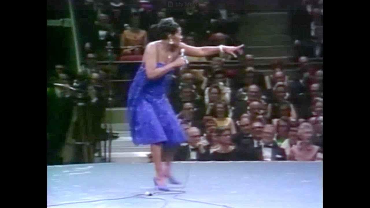 PEARL BAILEY sings THAT'S LIFE live at MADISON SQUARE GARDEN with LES BROWN 1968