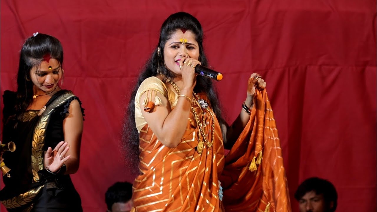 देव निघाला चंदनपुराला बानुमुळं गं.... मल्हारी..कोमलताई पाटोळे Komal Patole 