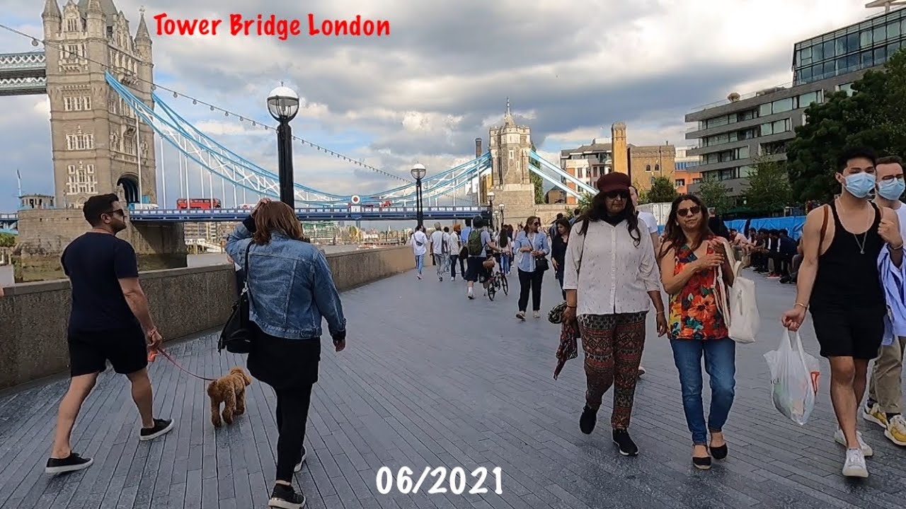 London walk from Westminster, London Eye and Tower Bridge on a Sunday afternoon
