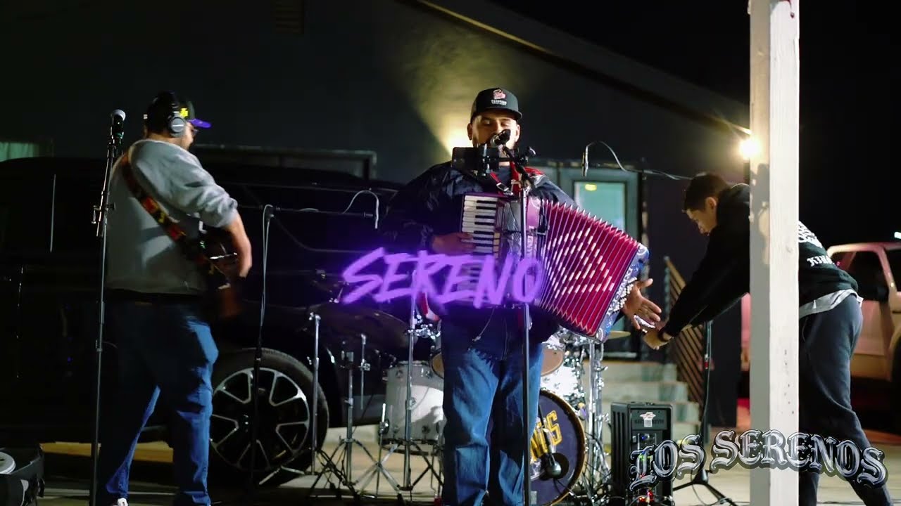 Los Serenos - Los Besos No Se Piden en vivo