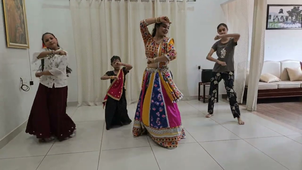 Dholida garba dance | LOVEYATRI | 
