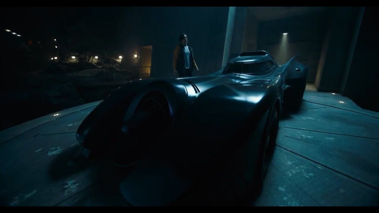 The Flash 2023 Barrys hallan baticueva