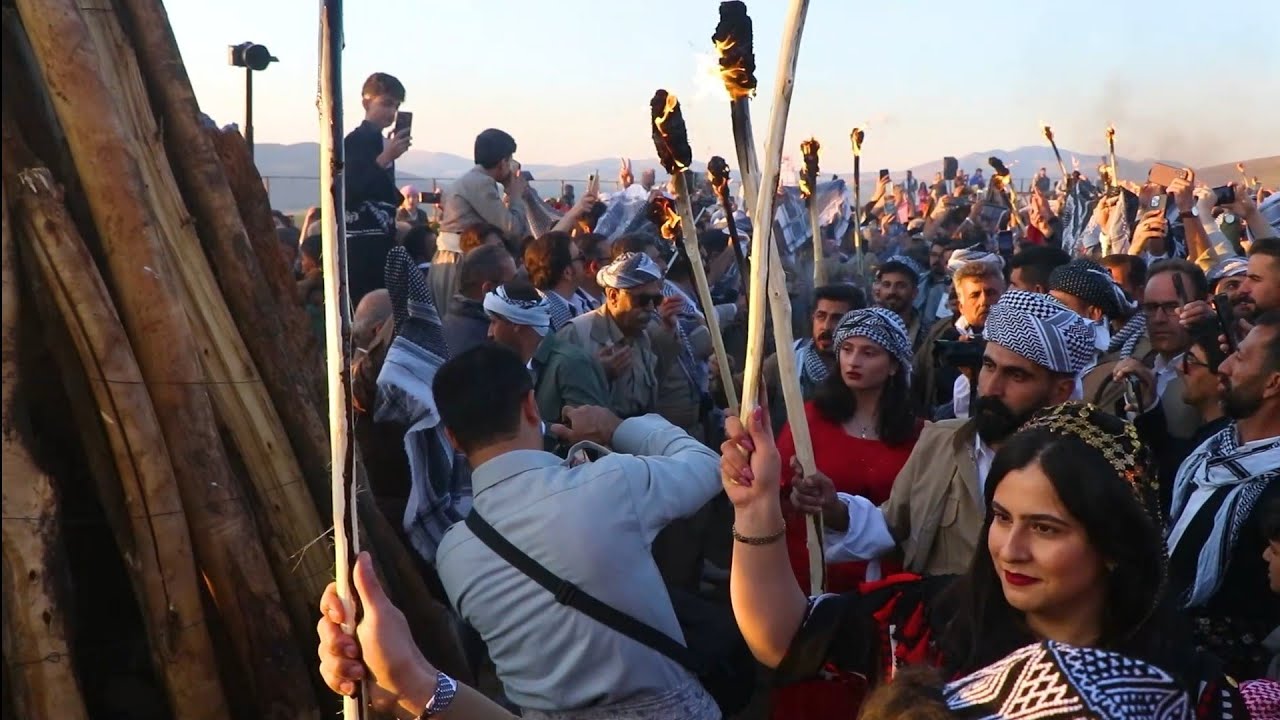 Newroz kurdistan Gerdîgêlan Bokan:خۆشترین نەورۆزی کوردستان گەردیگلان لە بۆکان Dance, Music, and Fire