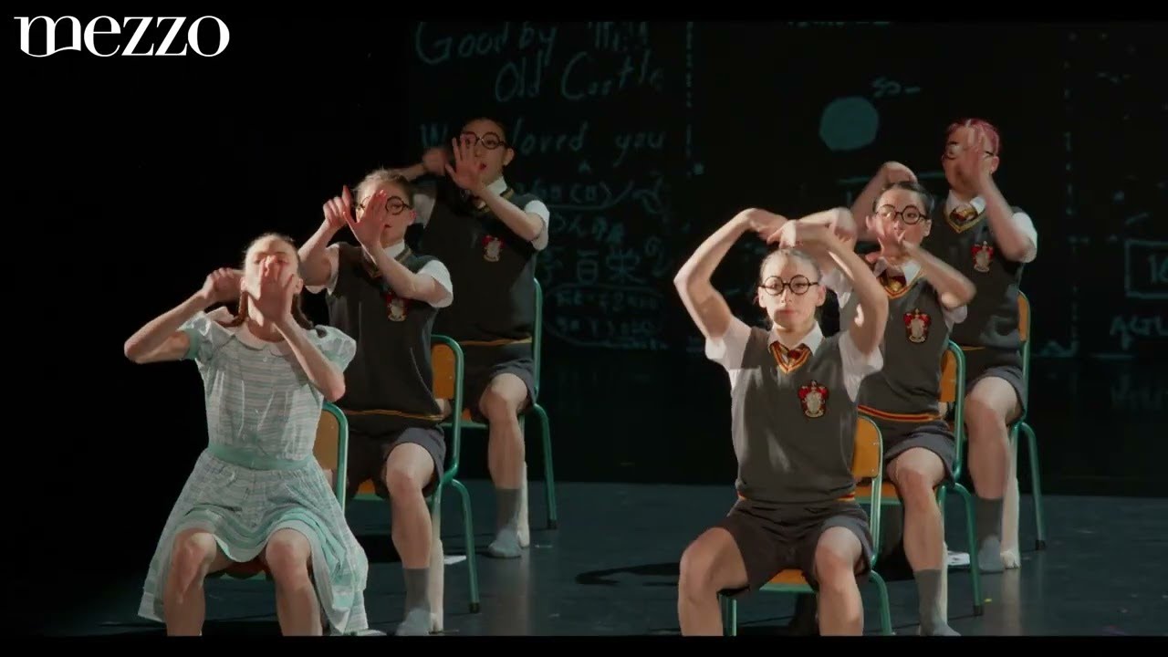 Philip Glass: Alice - Ballet de l'Opéra National du Rhin
