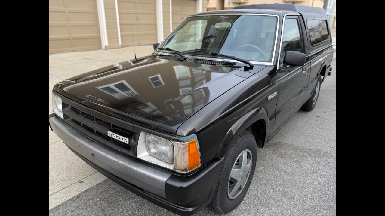 1990 Mazda B2200