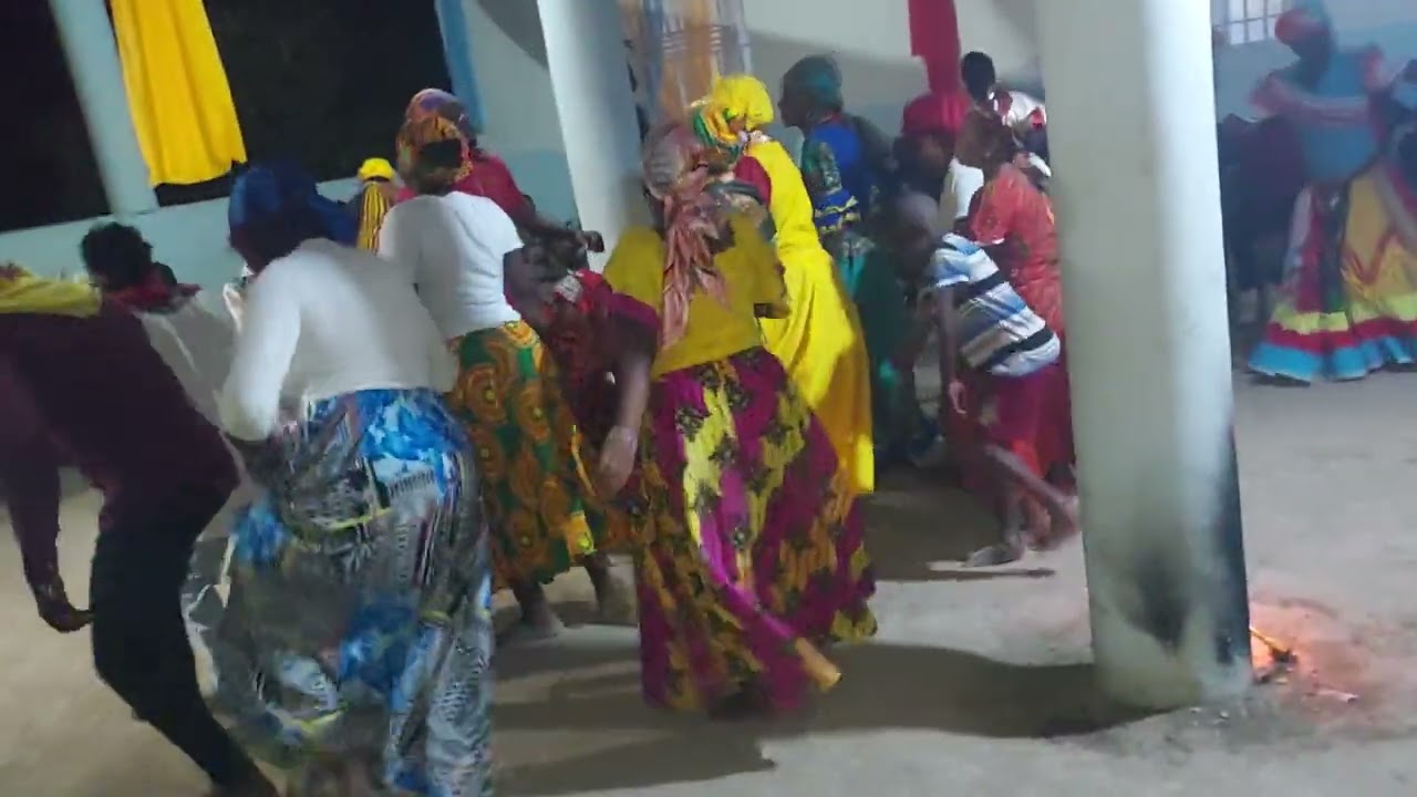 Bans badjo nan lakou nan fon jatibwa