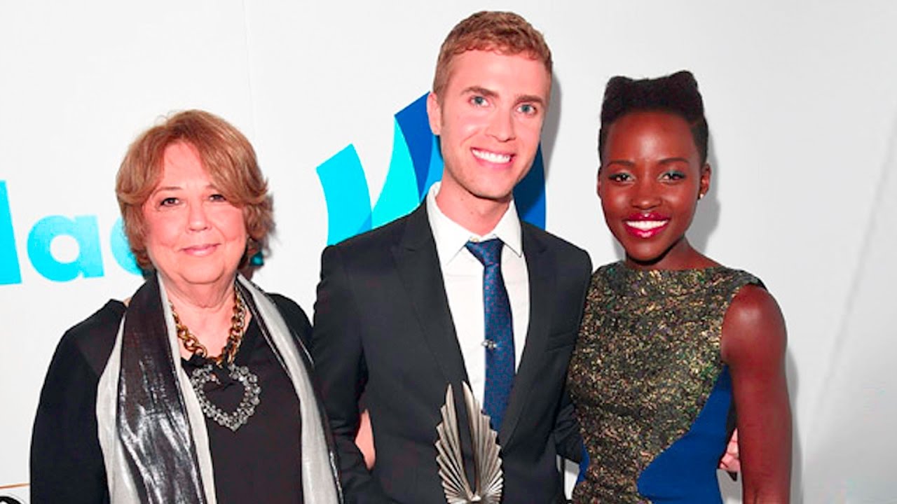 Lupita Nyong'o Presents to Bridegroom at the #GLAADAWARDS