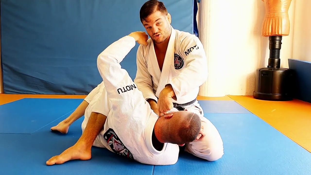 Guillotine from Sidemount - Side Control Choke BJJ Grappling Basics 4 MMA