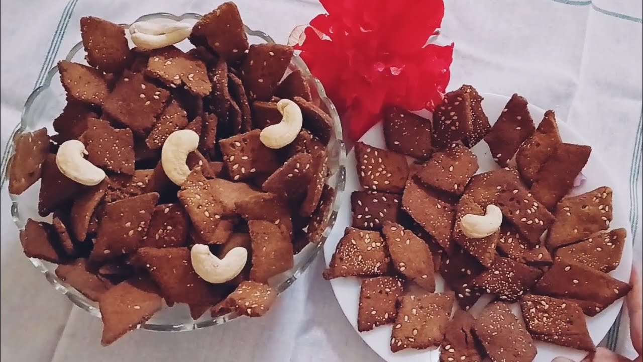 पोस्टिक गुळाच्या बाजरीच्या खजुऱ्या 😄