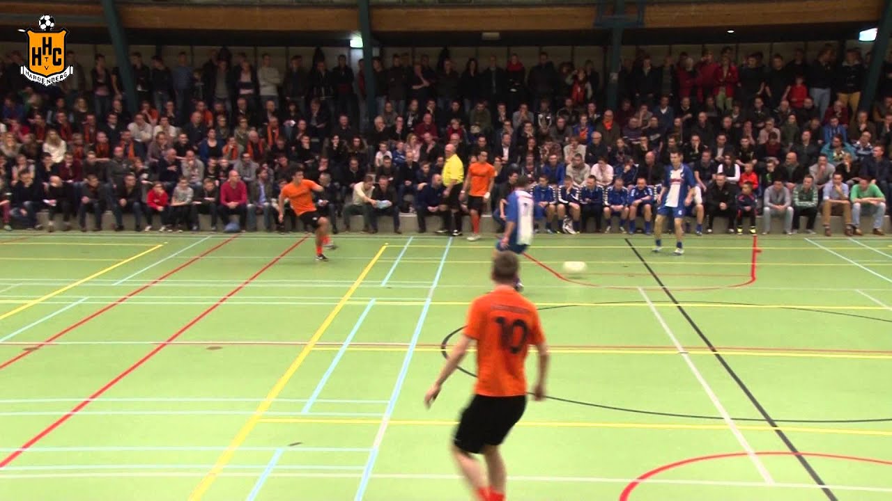 Samenvatting HHC Hardenberg in de halve finale van het Protos Weering Zaalvoetbaltoernooi