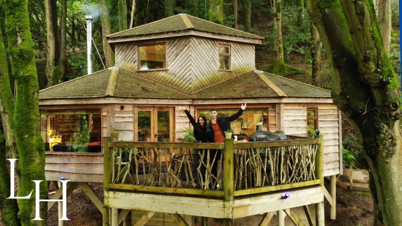 Is this the UK's Best Treehouse? Full Tour