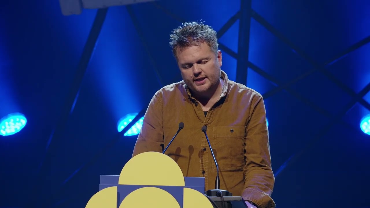 Sytse Jansma op de 42ste Nacht van de Poëzie