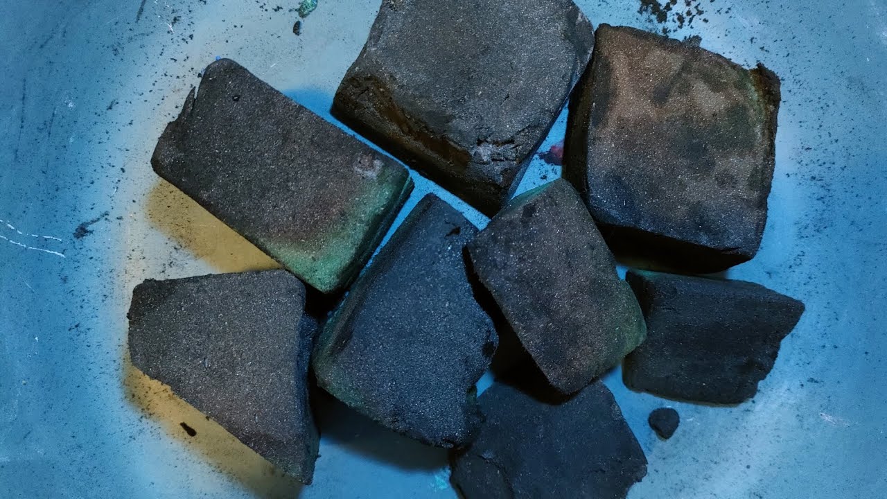 ASMR Frozen Burnt Floral Foam Crush ⬛